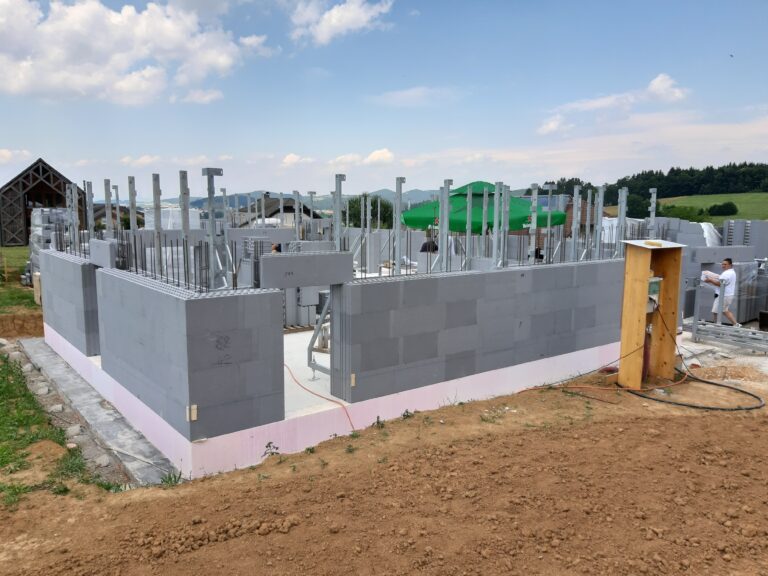 Gradnja z JUBHome ICF sistemom (2)